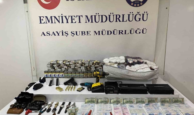 İstanbul'da 43 hırsızlık eylemine karışan 7 kişi yakalandı