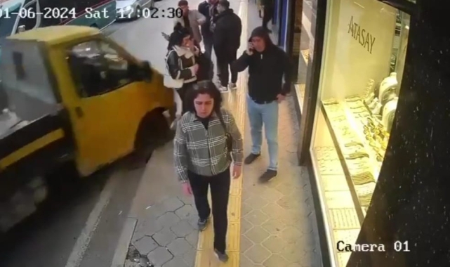 İzmir'de kamyonet yayalara çarpıp iş yerine dalmıştı, dehşet anlarını anlattılar