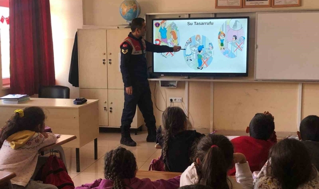Jandarmadan çocuklara çevre bilinci eğitimi