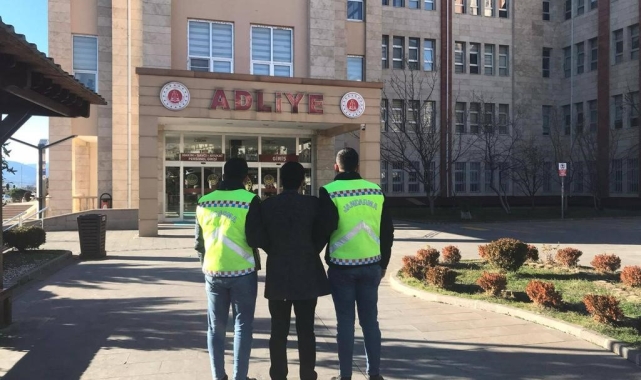 Kahramanmaraş'ta aranan 7 düzensiz göçmen yakalandı