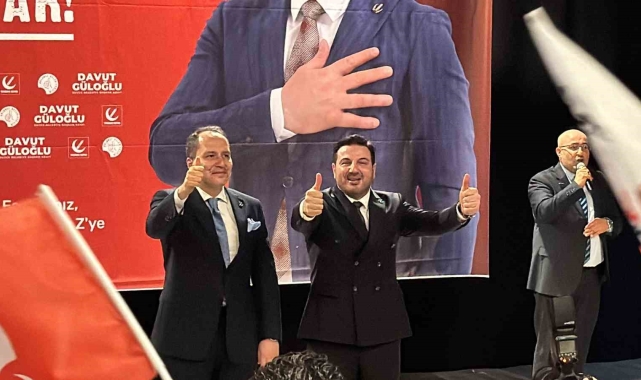 Karadenizli sanatçı Davut Güloğlu, Düzce'den Belediye Başkan Adayı oldu