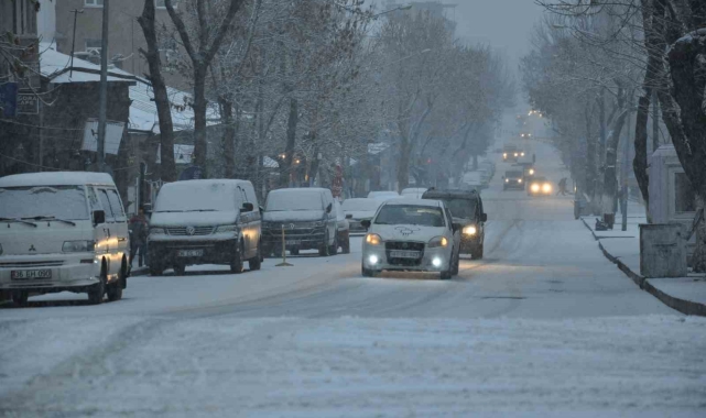 Kars'ta trafiğe kayıtlı araç sayısı 48 bin 257