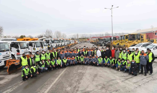 Kayseri Büyükşehir, karla mücadele için teyakkuzda