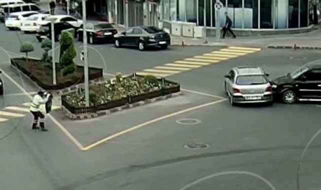 Kazayı gördü, ne yapacağını şaşırdı