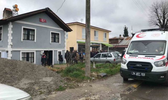Kendisinden haber alınamayan emekli polis evinde ölü bulundu