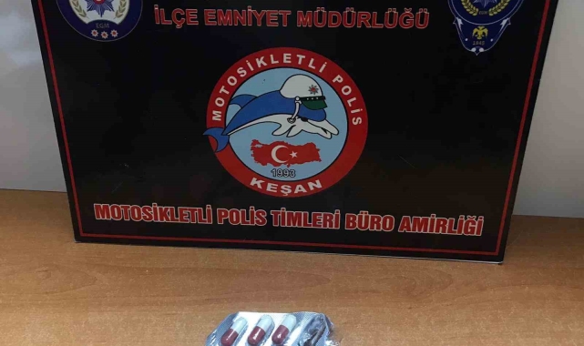 Keşan'da 18,59 gram uyuşturucu ve sentetik ecza ele geçirildi