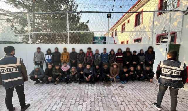 Konya'da 35 düzensiz göçmen yakalandı