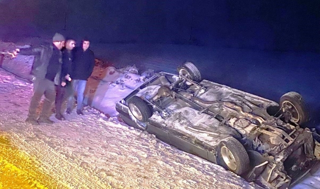 Konya'da otomobil şarampole devrildi: 4 yaralı