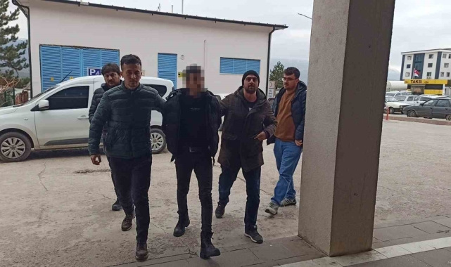 Konya'da uyuşturucu ticaretinden aranan şahıs yakalandı