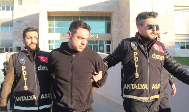 Kurye ve baldız cinayetine 1 tutuklama, 1 denetimli serbestlik, 1 ev hapsi