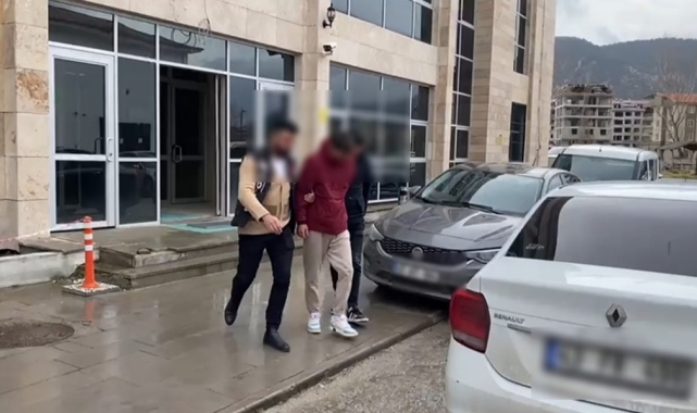 Kütahya'da 2 uyuşturucu satıcısı tutuklandı