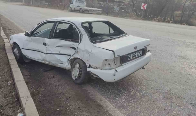 Malatya'da kamyon ile otomobil çarpıştı: 1 yaralı
