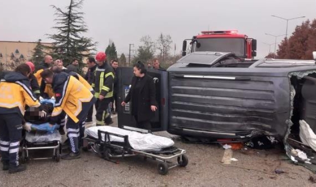Manisa'da feci kaza: 1'i ağır 5 yaralı
