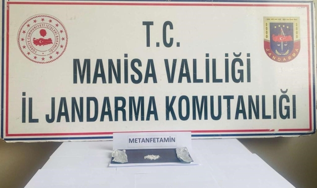 Manisa'da şüphelinin üzerinden metamfetamin çıktı