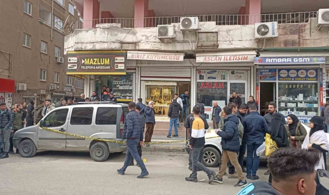 Mardin'de maskeli şahıslardan kuyumcuya silahlı saldırı