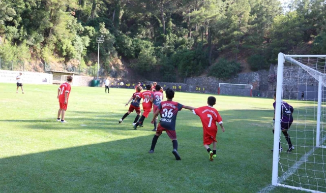 Marmaris'te atıl alanlar sporun merkezi oldu