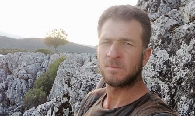 Mermer ocağında hafriyat kamyonu devrildi: 1 ölü