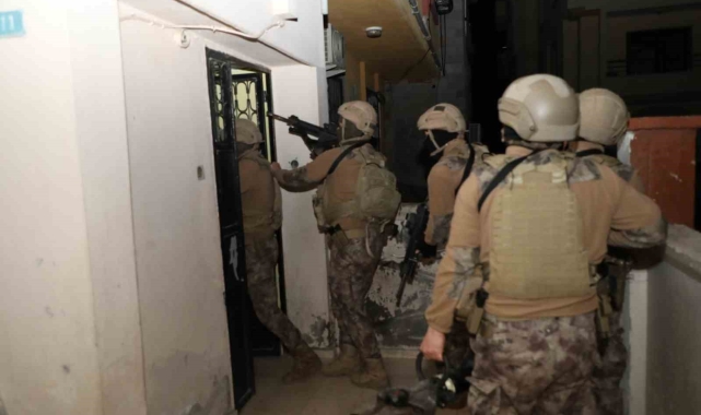 Mersin'de silah kaçakçılığı operasyonu: 5 gözaltı