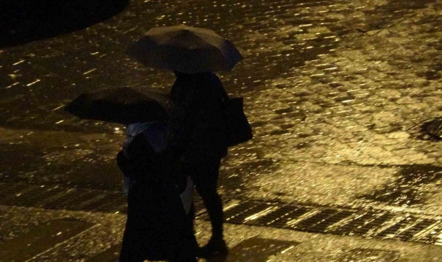 Meteorolojinin uyardığı Çankırı'da yağış etkili oldu