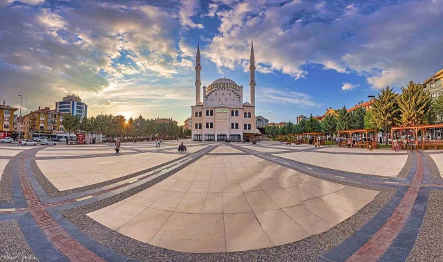 Nefes aldıran meydanlar Pursaklar'da