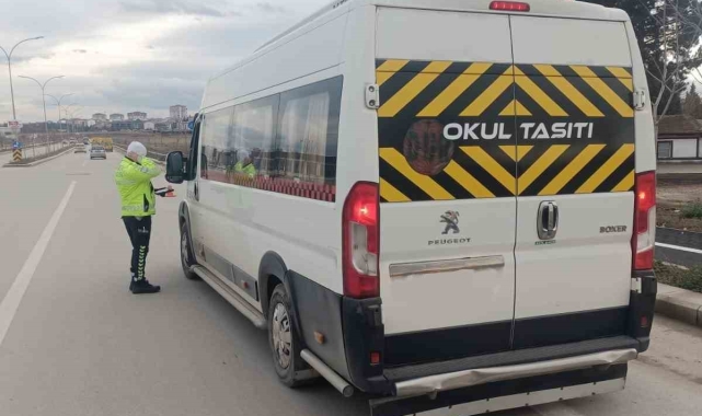 Okul servis araçlarına polis denetimi