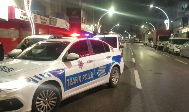 Otomobille çarpışan motosikletli yaralandı