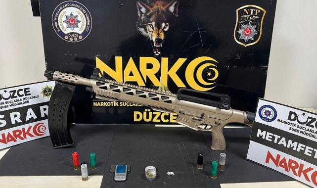 Polisin şok uygulamalarında yakalandı