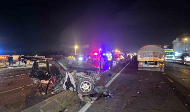 Sakarya'da 2 gencin öldüğü kazayla ilgili kamyon sürücüsü tutuklandı