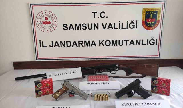 Samsun'da jandarma silah ele geçirdi