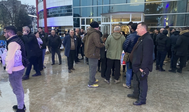 Sanık avukatları duruşma salonunu terk etti