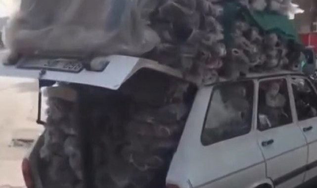 Şanlıurfa'da otomobil taşıdığı yükle kamyonetlere kafa tuttu