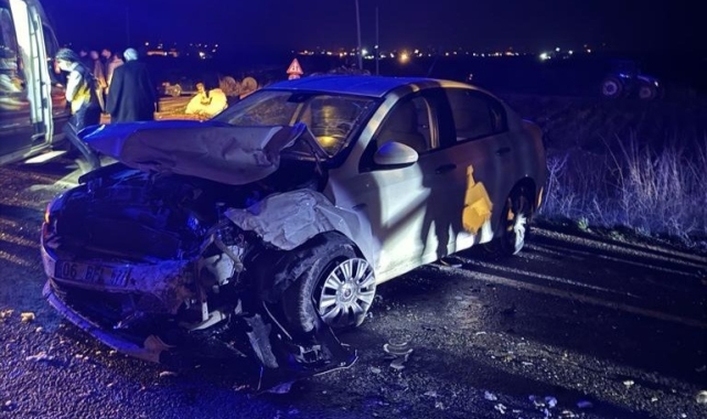Şanlıurfa'da üç aracın karıştığı kazada 7 kişi yaralandı