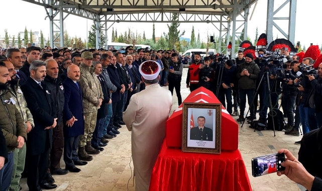 Şehit Piyade Uzman Çavuş Serkan Sayın son yolculuğuna uğurlandı