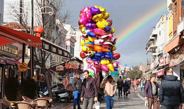 Şehrin her yerinden göründü: Görenler telefonlarına sarıldı