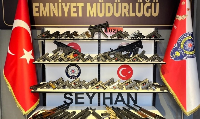 Seyhan'da 60 ruhsatsız silah ele geçirildi, 10 kişi tutuklandı