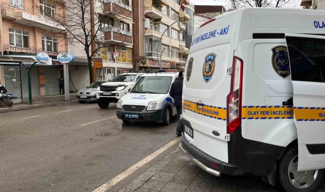 Silahla vurulmuş halde bulunan şahıs öldü