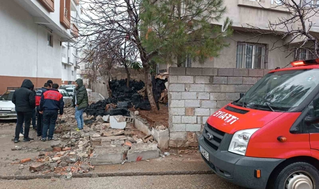 Siverek'te çöken bahçe duvarının altında kalan 2 çocuk yaralandı