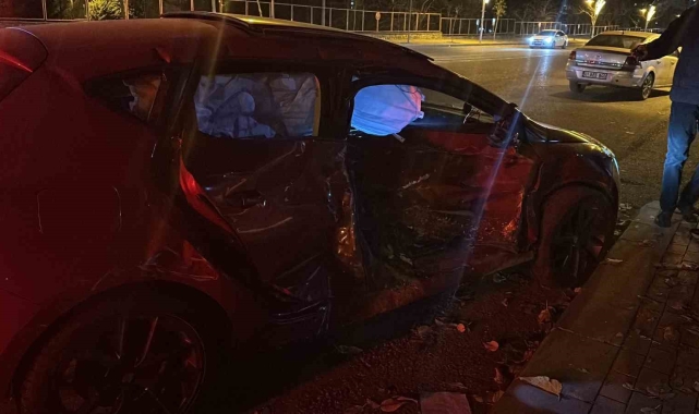 Siverek'te zincirleme trafik kazası: 2 yaralı