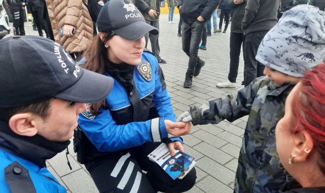 Taksim'deki NARKOTIR'da gençlere uyuşturucunun zararları anlatıldı