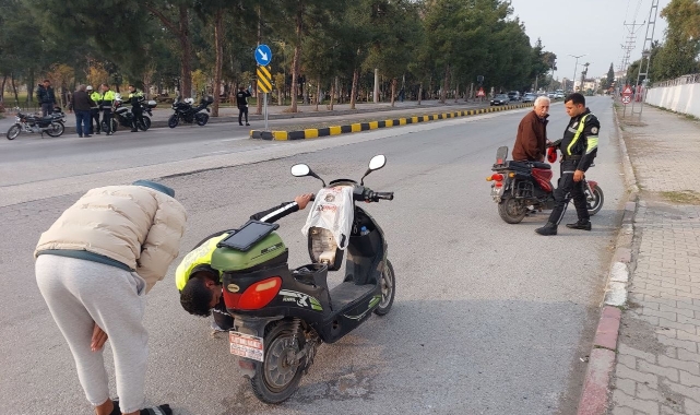 Tescilsiz 10 motosiklet ve 1 araç trafikten men edildi