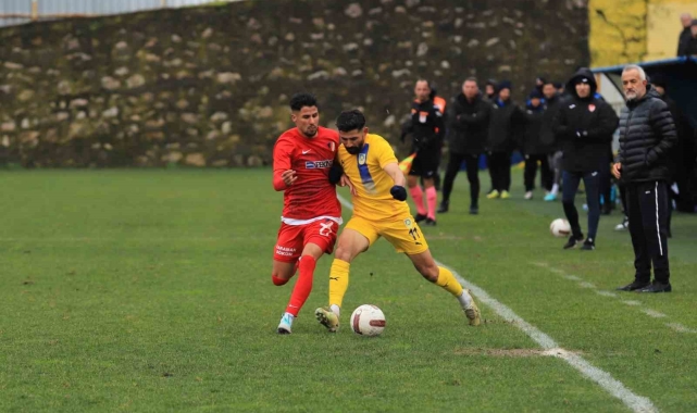 TFF 2. Lig: Belediye Derincespor: 0 - Düzcespor: 0