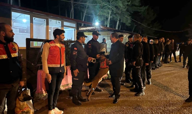 Vali Akbıyık'tan yeni yıl ziyaretleri