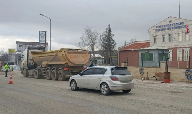 Vize'de trafik denetiminde 75 sürücüye ceza