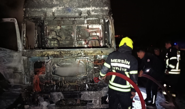 Yakıt dolu tanker yandı
