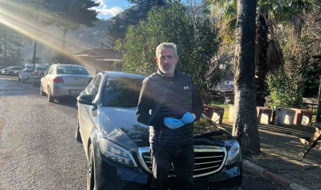 Yalova'da çaldığı lüks otomobille Zonguldak'ta yakalandı