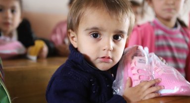 Yardım elleri, köy çocukları okusun diye birleşiyor