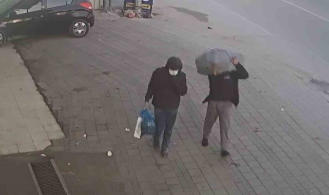 Yılbaşı sabahı kasayı levye ile açıp 600 bin TL vurgun yapan hırsızlar yakalandı
