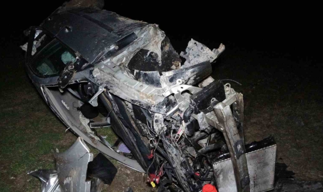 Yoldan çıkan otomobil defalarca takla atarak hurdaya döndü: 2 yaralı