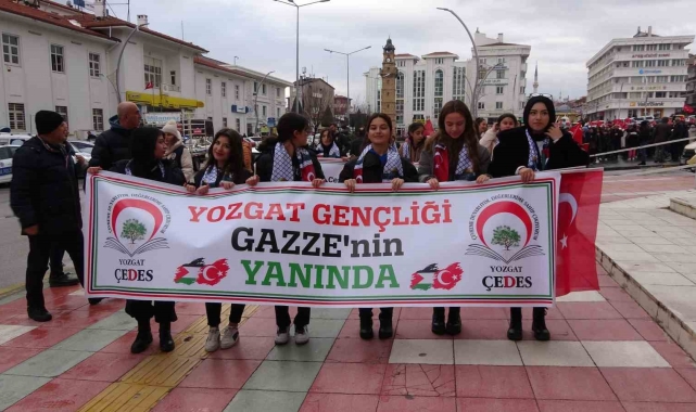 Yozgat'ta öğrenciler "Gazze Şeridi Yürüyüşü" gerçekleştirdi