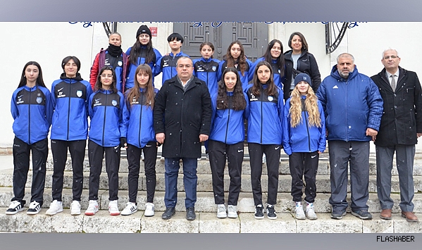 YÜREKLER GENÇLER İÇİN ATACAK!